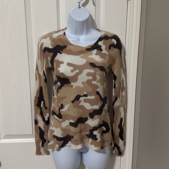 OATS CASHMERE Kendra Camo Sweater - Picture 1 of 6